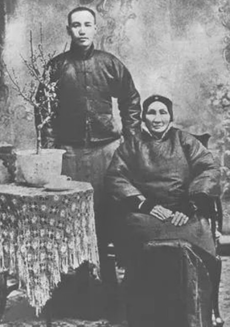 被迫|丈夫去世，她被迫出家为尼，三年后还俗再嫁，生一子倒成风云人物