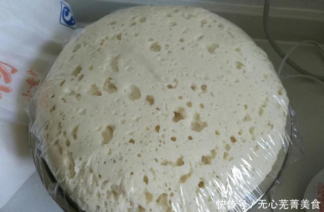 米酒|天冷发面不要只会用酵母,再加2样,15分钟发满盆,暄软又好吃
