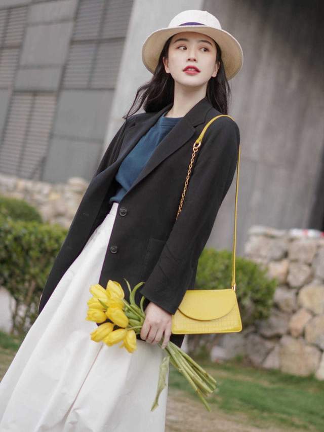 百搭|立秋了,怎么穿实用好看还百搭?衬衫配半身裙超洋气,不学会后悔