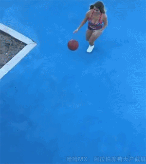 |搞笑GIF:再也不怕晚上睡觉摔下床啦