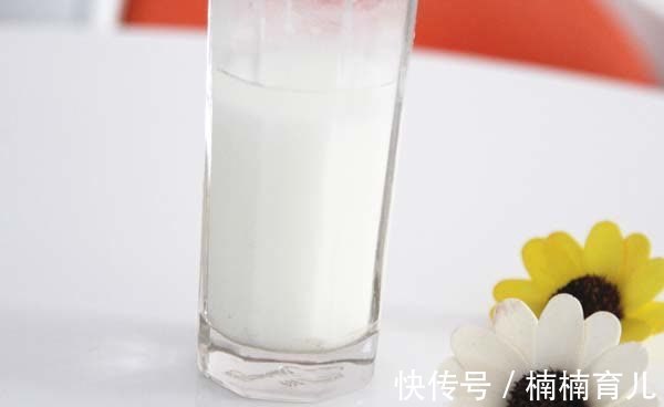 骨質疏松|50歲之后經常出現骨頭疼痛，難道只能藥補嗎？骨科醫生給你建議