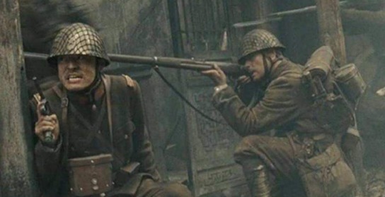 日军|猎户发现山洞口有尸体，日军庞大要塞就此暴露，爆发二战最后一战