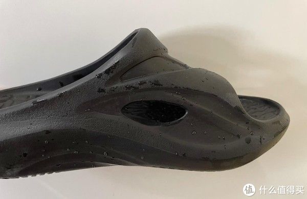 屎感|咕咚减震舒缓拖鞋,给予的不仅仅是踩屎感