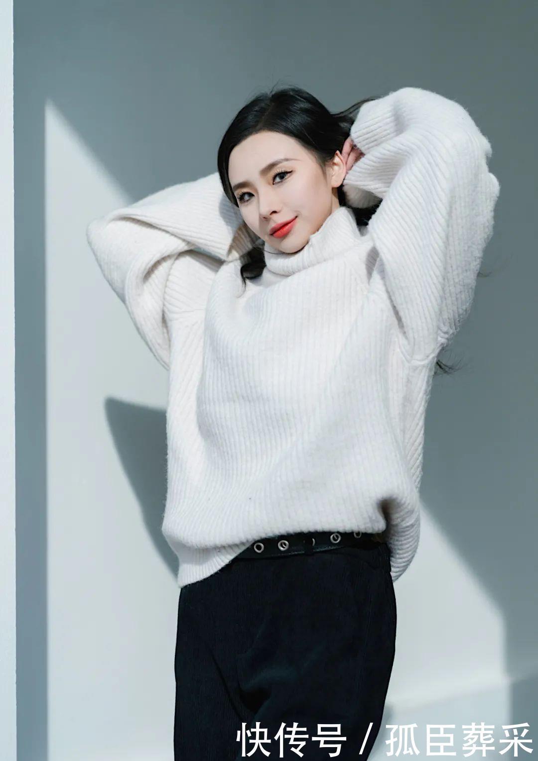 大毛衣+阔腿裤，2021洋气高级的正确打开方式