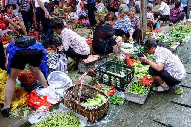 李固国|有的人，生活很不容易 （小小说）
