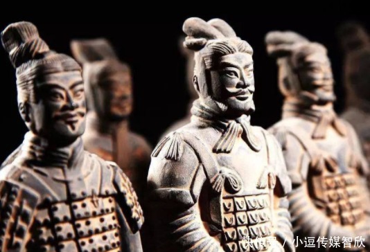 殉葬|朱元璋恢复活人殉葬制度，陪葬的46位嫔妃，死法让人脊背发凉