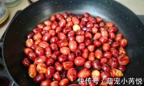 80岁的外婆几乎天天吃这菜，脸色红润气色足，春天最鲜嫩，别错过