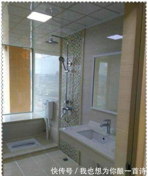 马桶|老公非要全屋贴瓷砖,卫生间不装马桶,完工后很大气,非常喜欢