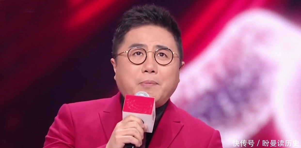 主持人 618沸腾之夜主持人频翻车,肖战救场,堪称行走的CD