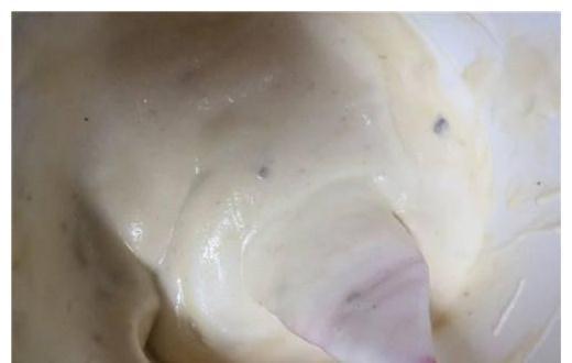 蔓越莓酸奶蛋糕|它入口即化,清凉舒服,买个鸡蛋就可以做,比买的还好吃!