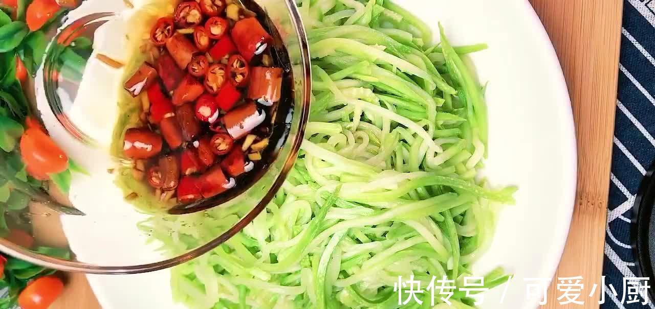 炝拌西葫芦丝,香辣入味清甜爽脆,酸辣鲜甜4种口味