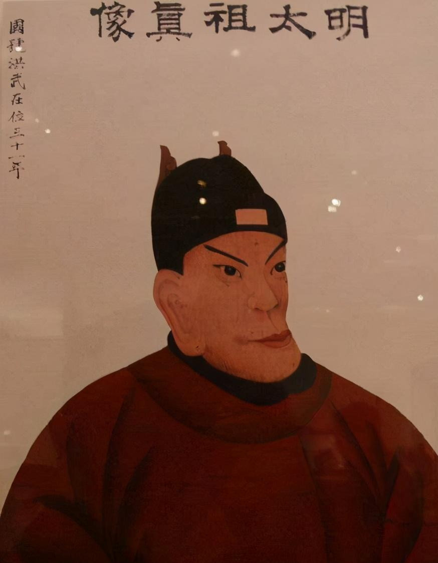 挽救|朱元璋到寺庙问:朕需要下跪吗?方丈仅说8个字,挽救全寺人性命