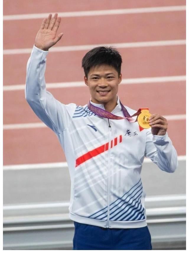 中国飞人|苏炳添赛后表决心:全运会不夺冠就退役!今后要多跑几次9秒8几