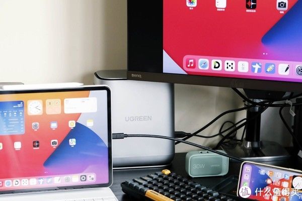 ipMacbook Pro高效三屏搭建与iPad Pro另类玩法