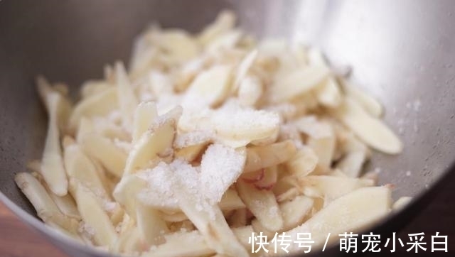 糖醋|入秋后,遇到此物我必买20斤,每天早上坚持吃两片,胜过喝参汤