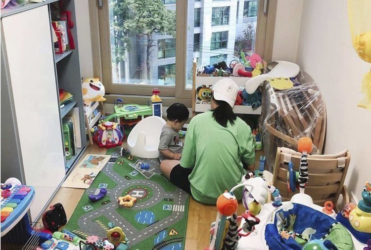 小姨带|未经小姨“捣乱”的童年,是不完整的,小姨带娃全是“猛料”