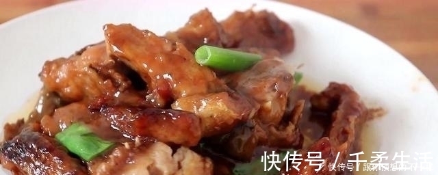 吃了30年的鱼，这做法头一次见，用料做法简单，上桌连汁都不剩