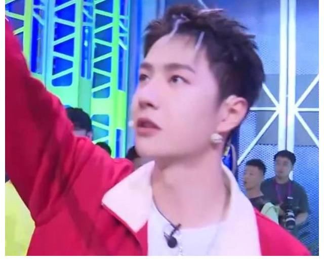 王队长|王一博这就是街舞4,王队长就是帅得特别的,得劲儿!如鱼得水