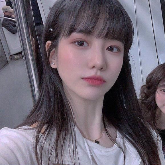 嫌弃|脸型“特别丑”的女生，几乎都会有这3个特点，全中的渣男都嫌弃