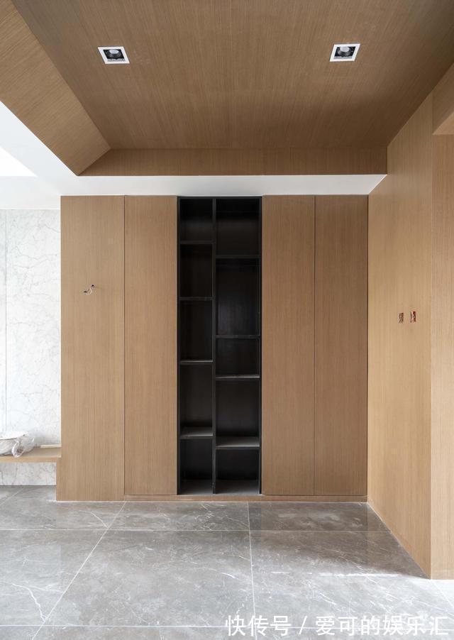 空格|原来柜子不要门板更好用!现在年轻人都专门找木工这样做柜子