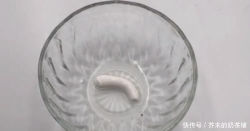 冰箱脏了别只用水擦,家政阿姨教我绝招,冰箱干净无异味,太棒了