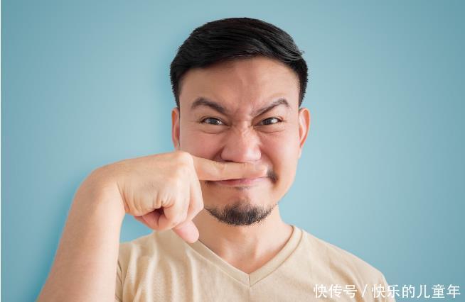 寿命长的人一般有5个表现,就算占一个,也值得高兴