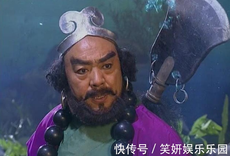 上联&学生出上联“八戒洗澡,猪下水”调侃胖老师,谁知老师的下联更牛