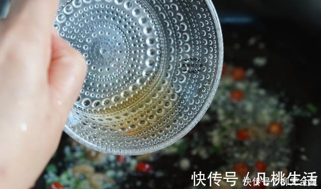 腰围|姨妈最爱吃的菜，低脂低卡味道鲜，做法很简单，50多腰围一尺八