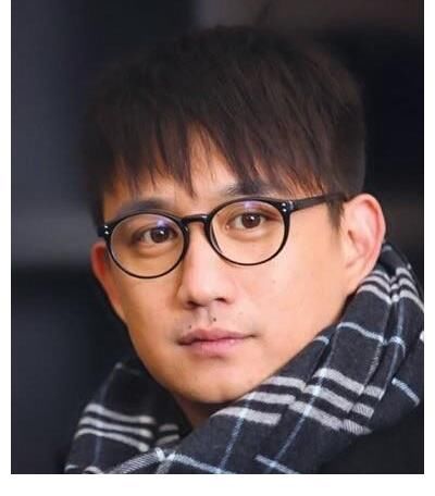 如果說小廚神是他的標(biāo)榜，那么《深夜食堂》就是擴(kuò)展影響力的開端