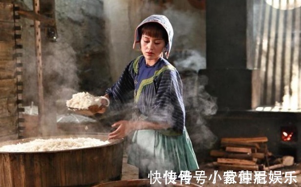 大门!古人讲“穷不搬家,富不迁坟”,有何依据?下半句更是精华