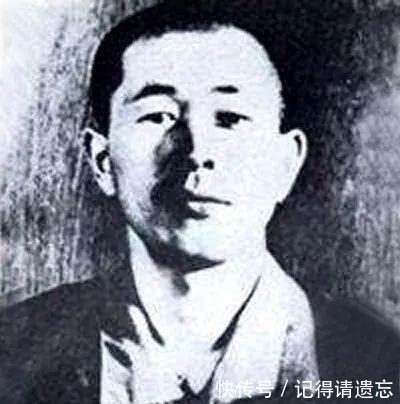 日本|日本投降前一天，日本皇宫发生了这样的一幕