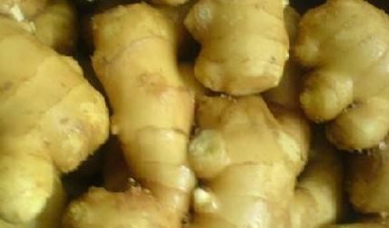 健康|生姜在眉毛上擦一下,会给身体带来以下好处,为了健康不妨早了解