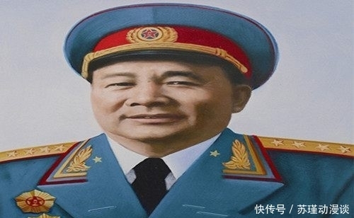 徐海东|美国人眼里最神秘的军事家:躺在担架上打鬼子,毛主席对他高度评价!