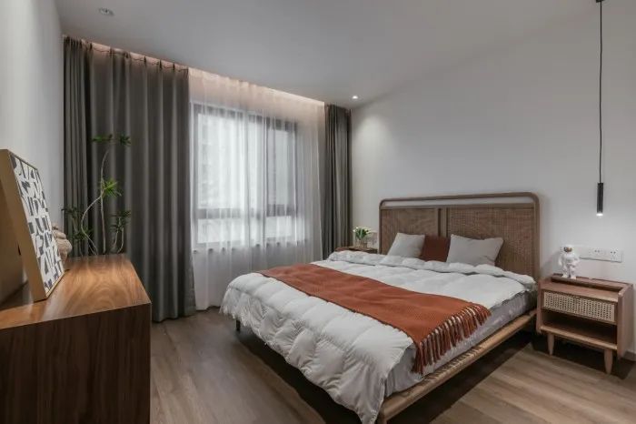 146㎡现代简约设计风格，打造南北朝向的明亮空间|黄石装修 | 过道