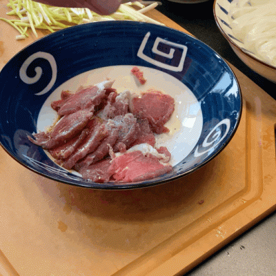 豆芽|干炒牛河｜沉浸式｜干香焦爽｜盘底无油｜超级详细