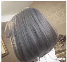 时尚|女子追求时尚染了一头“奶奶灰”,刚没过几天,真的成老奶奶了
