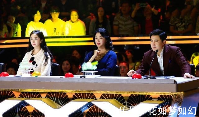 刘兴仁|《中国达人秀》再惹争议,评委投票送曾慧兰晋级,要观众投票何用