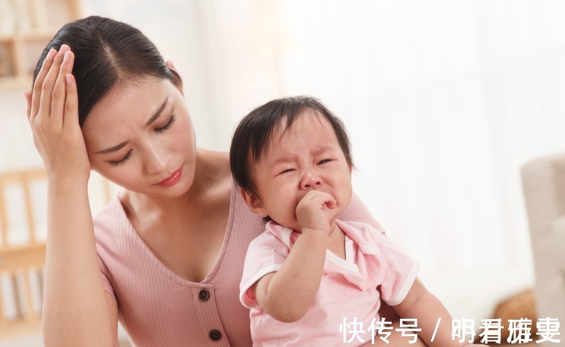 睡眠|婴儿睡觉时为什么妈妈一走就秒醒?3个原因,只有妈妈才懂