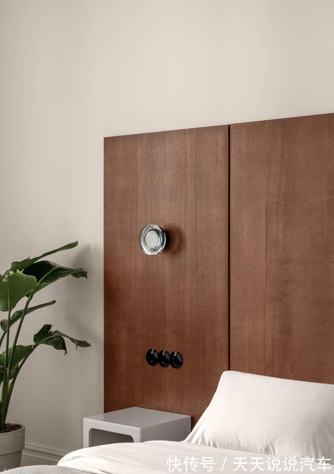 石膏线|57㎡极简,石膏线和复古家具,增加高级感;粉色卫浴间,太好看了