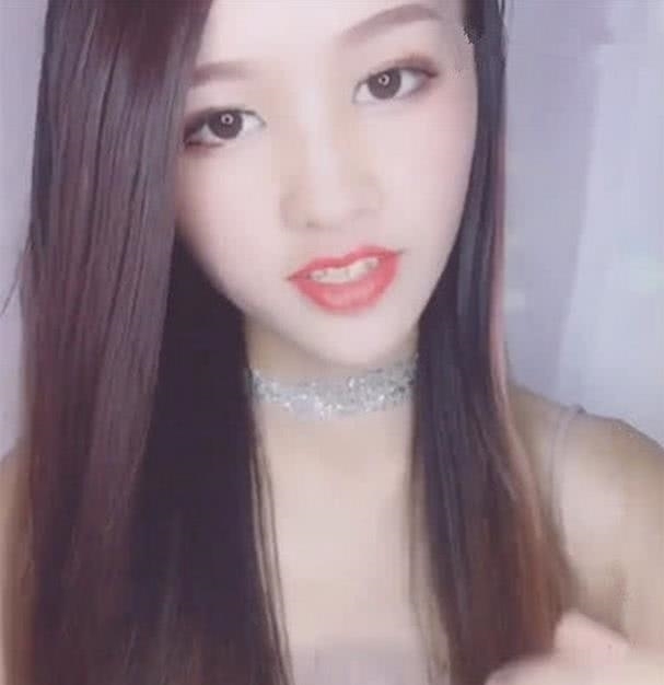 易容术现世|女孩展示最强化妆术,妆后瞬间年轻10岁,网友:易容术现世?