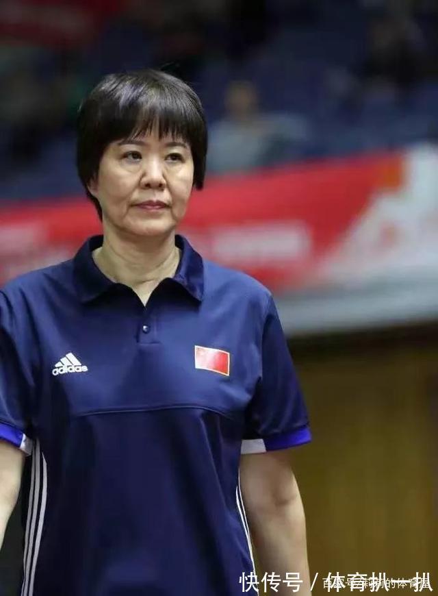 回归|郎平回归恐无望，签约新代言后发文耐人寻味，女排有望迎接新帅