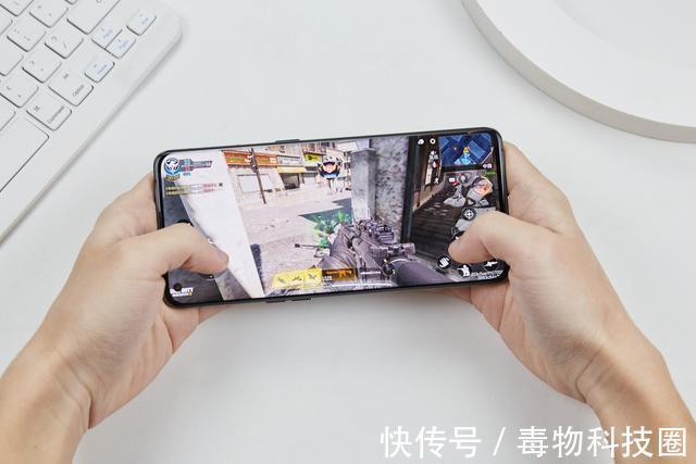 find|深度把玩Find X3 Pro，除了颜值能打，屏幕和影像实力真的强