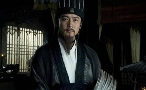 把文臣武将玩弄于股掌之间,刘备的帝王之