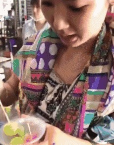 |搞笑GIF:我错了,猪哥,你回来吧,别丢下我一个人啊