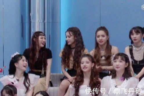 yig学生在使用易高台词时，谁注意他们的表达比龚斗戏强