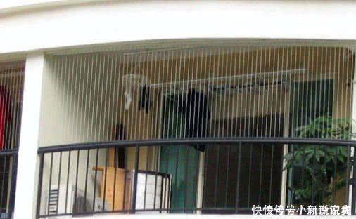 装修|有钱人“封阳台”的4种方式,大气实用,谁还说开放阳台不安全?