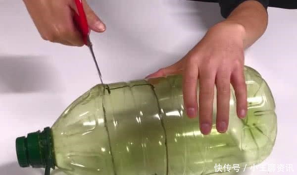 空油桶别再扔了,剪一剪放在厨房,超实用,家家户户都需要!