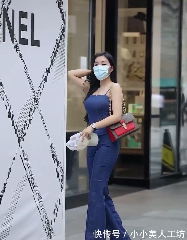 喇叭裤 喇叭裤美女很耐看，轻熟也大胆尝试的花样！