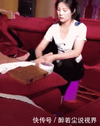 孩子|这是谁家的孩子?太会抢镜了!