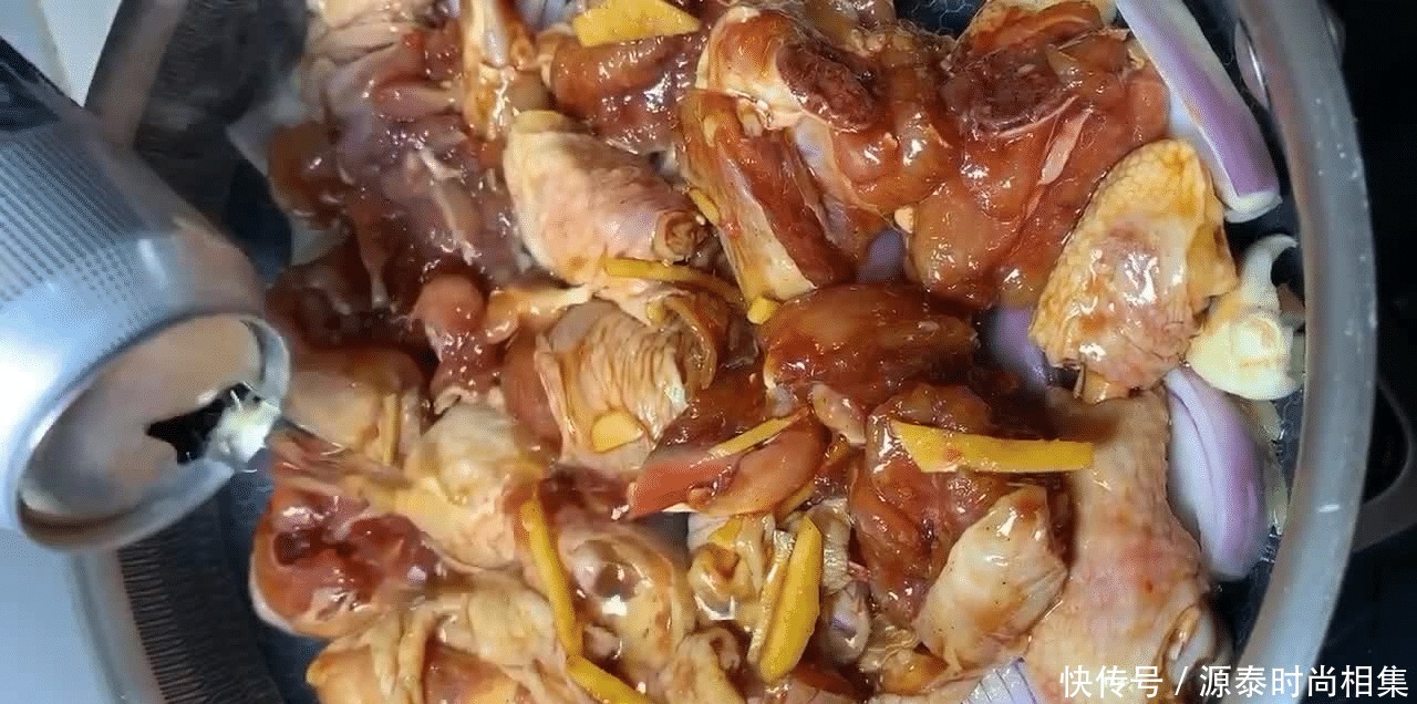 鸡腿|鸡腿怎么做既简单又好吃试试红烧鸡腿,瓷实劲道兼具营养和美味